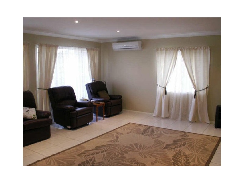 7 Shaftesbury Ave, Moree NSW 2400