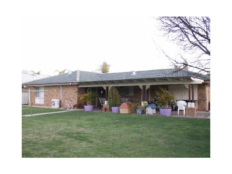 7 Shaftesbury Ave, Moree NSW 2400