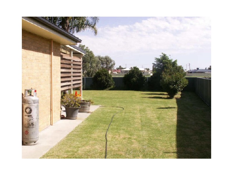 2 Rosewood, Moree NSW 2400