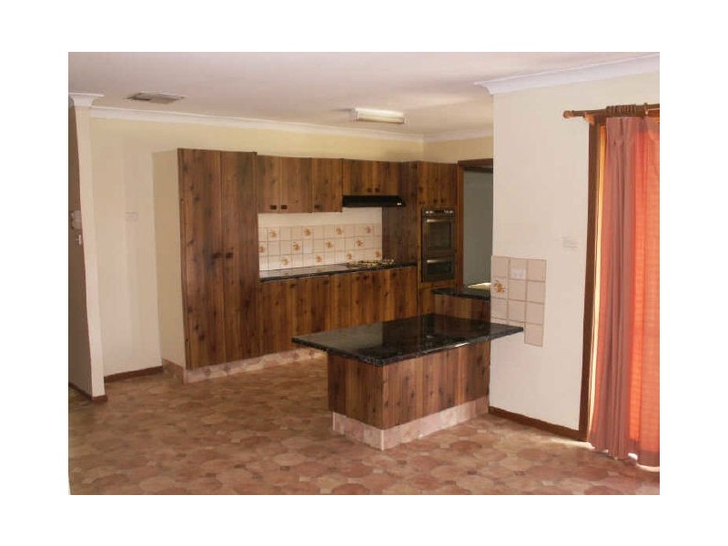 2 Jacaranda, Moree NSW 2400