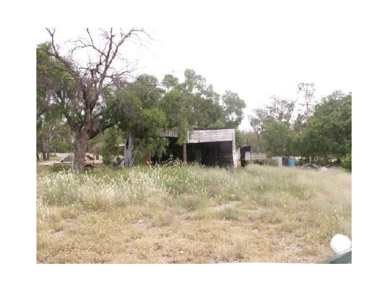 1 Bishop, Boomi NSW 2405