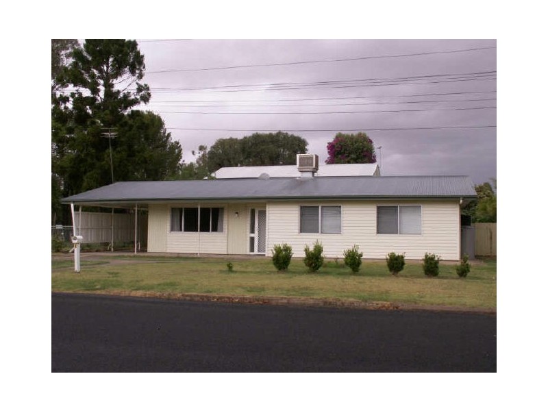 1 Crane Place, Moree NSW 2400