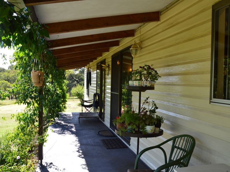 42 Lindsay Road, North Rothbury NSW 2335