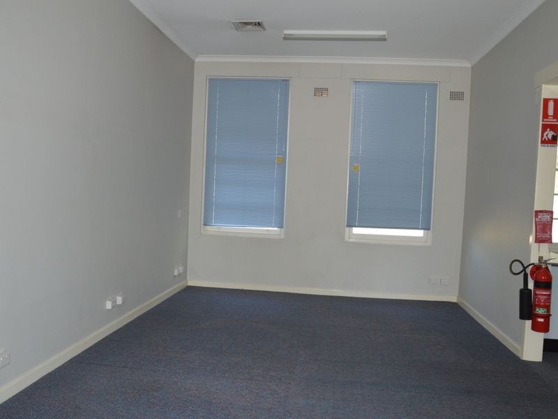 2 & 4 -7/1 Cambridge Street, Singleton NSW 2330