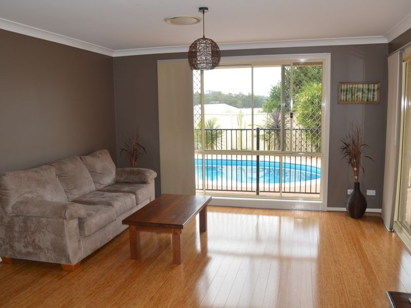 2 Douglas Place, Singleton NSW 2330