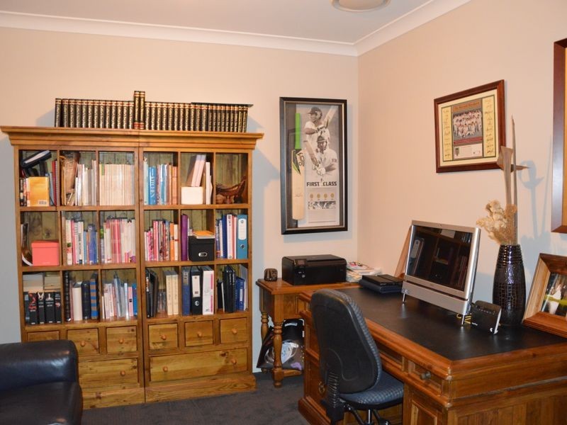 39 Llanrian Drive, Singleton NSW 2330