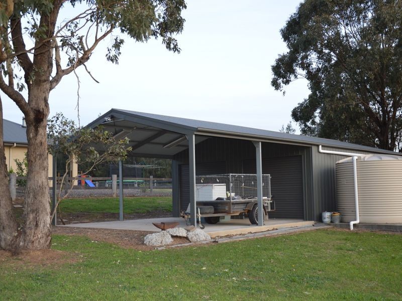 39 Llanrian Drive, Singleton NSW 2330