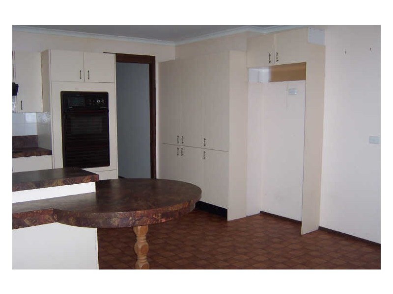 13 Richards Avenue, Singleton NSW 2330