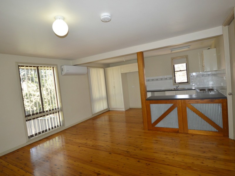 2 Oxley Avenue, Singleton Heights NSW 2330