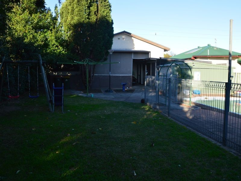 15 Orchard Avenue, Singleton NSW 2330