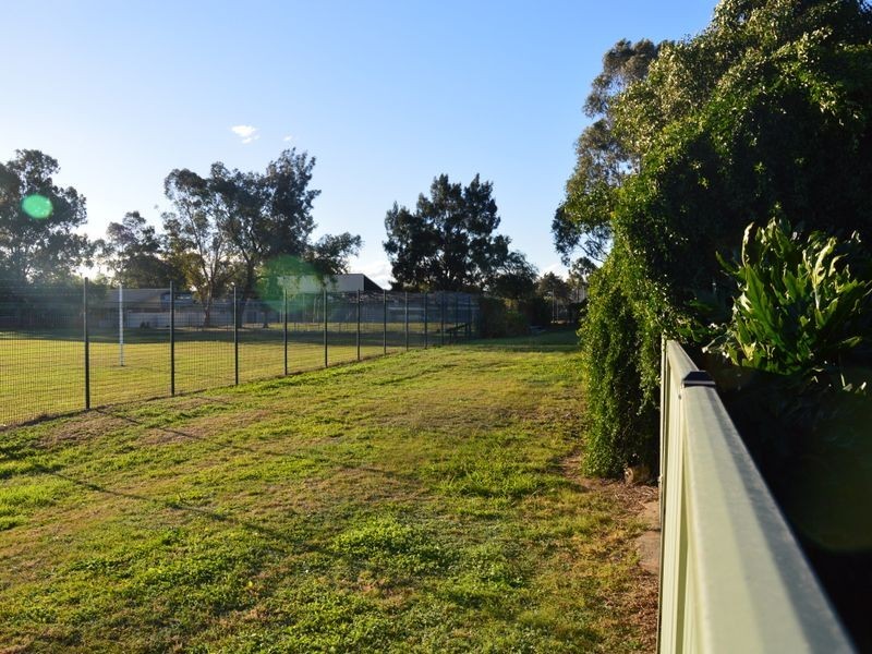 15 Orchard Avenue, Singleton NSW 2330