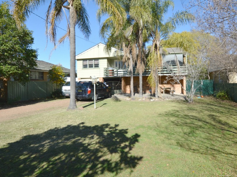 11 Doyle Street, Singleton NSW 2330
