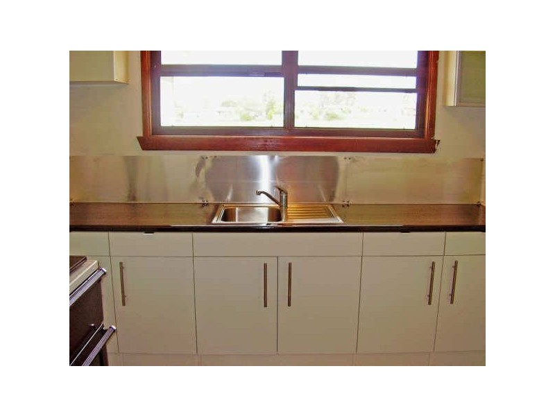 80 Blaxland Avenue, Singleton NSW 2330