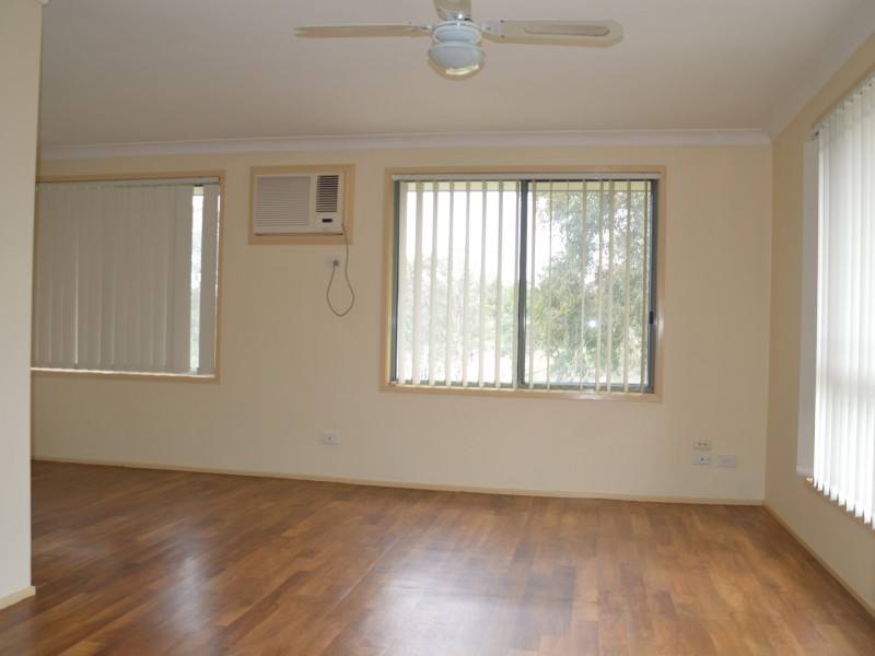 41 Robinson Way, Singleton NSW 2330
