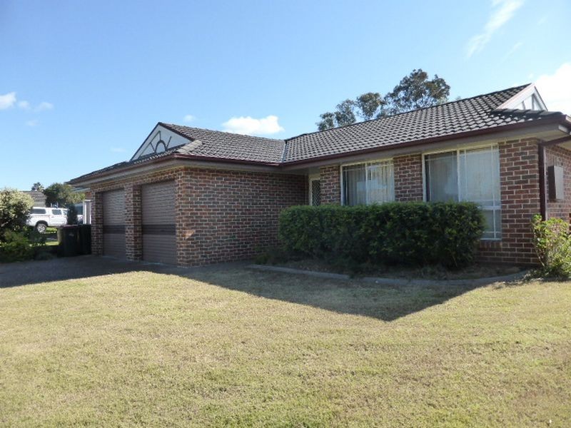 2 Gostwyck Place, Singleton NSW 2330