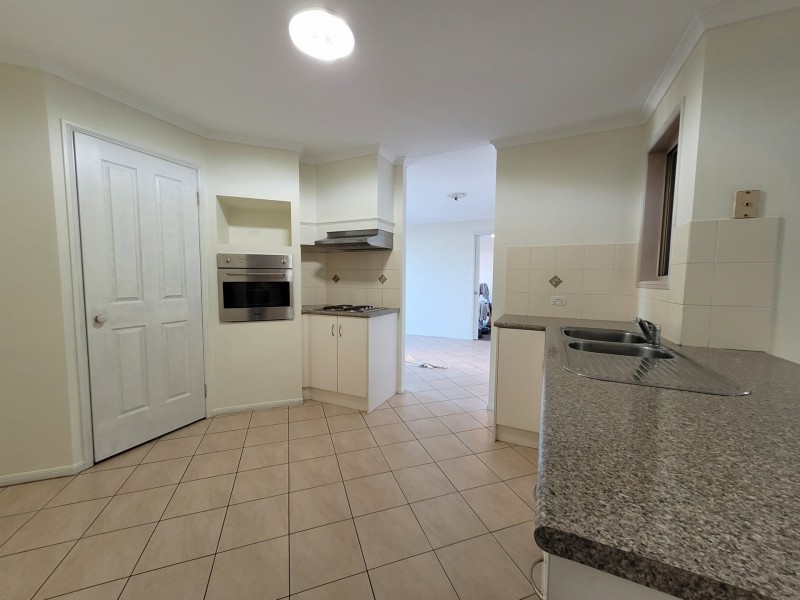 2/43 Dominion Avenue, Singleton NSW 2330