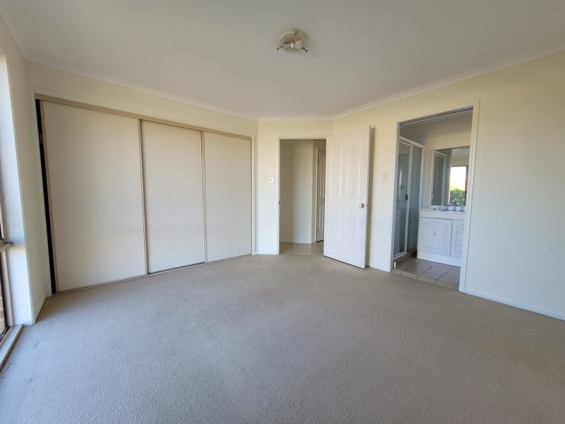 2/43 Dominion Avenue, Singleton NSW 2330
