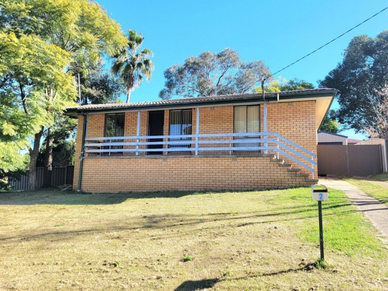 2 Oxley Avenue, Singleton NSW 2330
