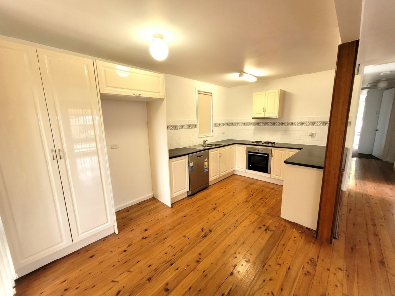 2 Oxley Avenue, Singleton NSW 2330