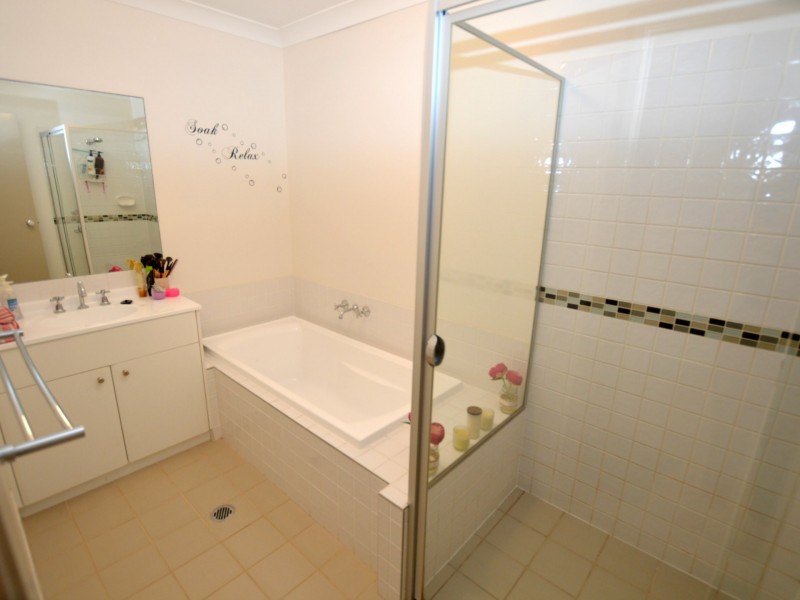 2/54 Wattle Ponds Road, Singleton NSW 2330