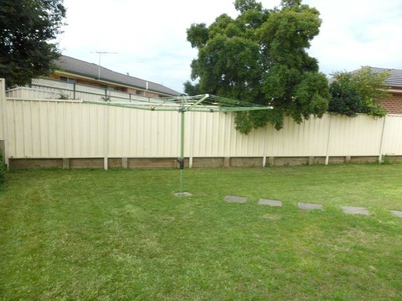 1/11 Woodside Avenue, Singleton NSW 2330