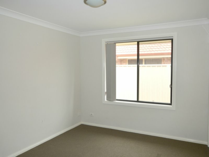 1/142 McMahon Way, Singleton NSW 2330