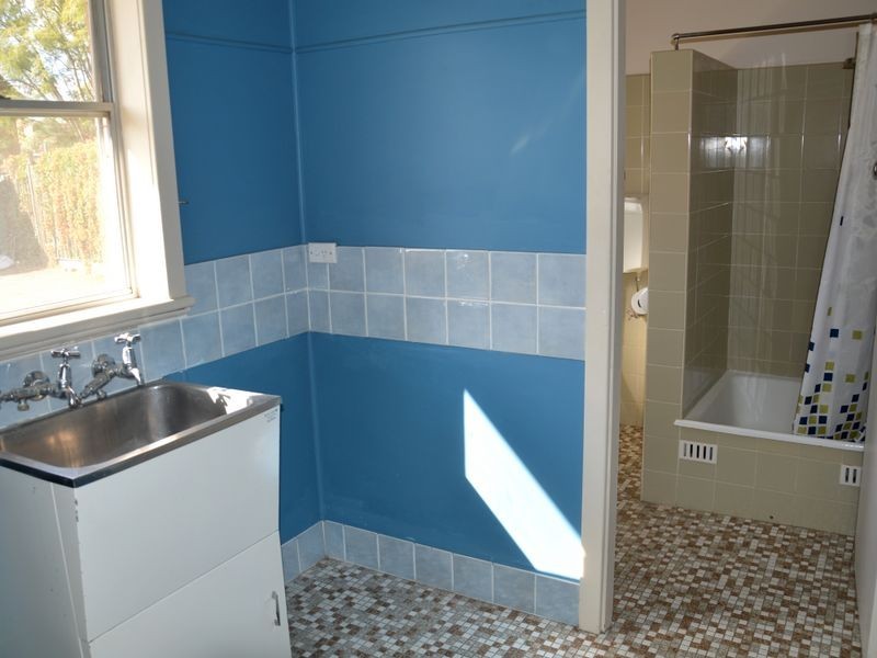 Unit 2/10 Dalton Ave, Singleton NSW 2330