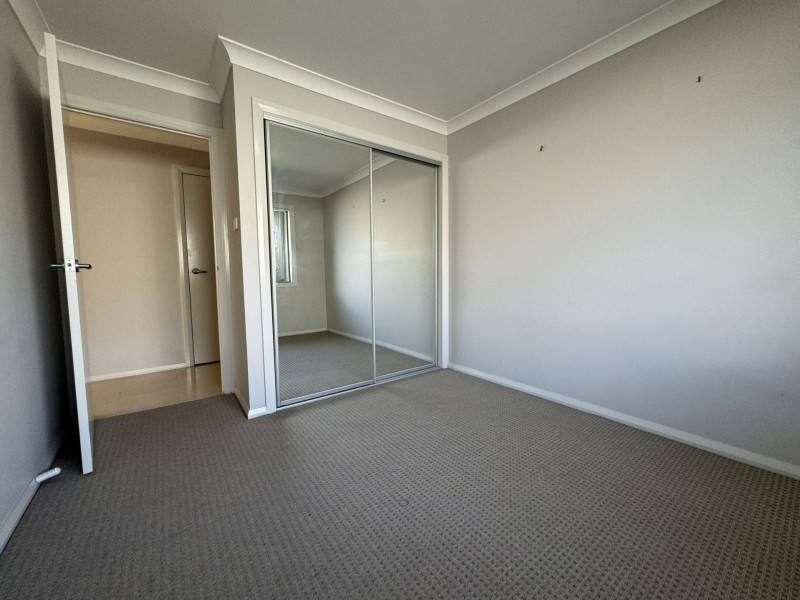 2/13 Lambkin Street, Singleton NSW 2330