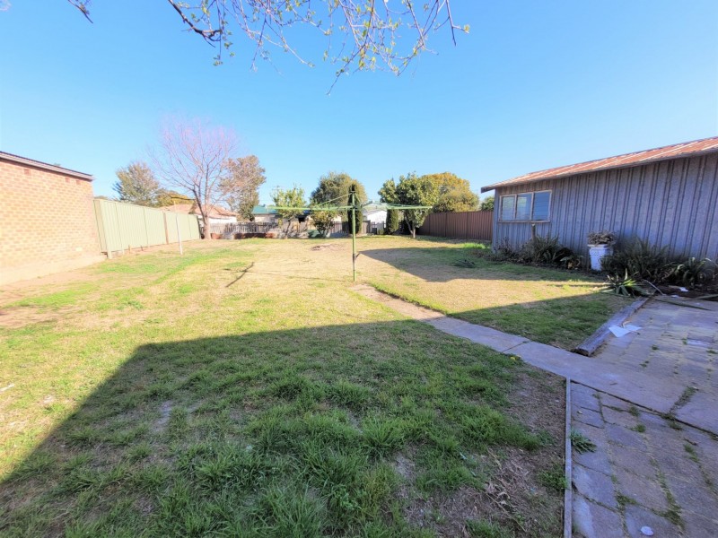 43 Barton Avenue, Singleton NSW 2330