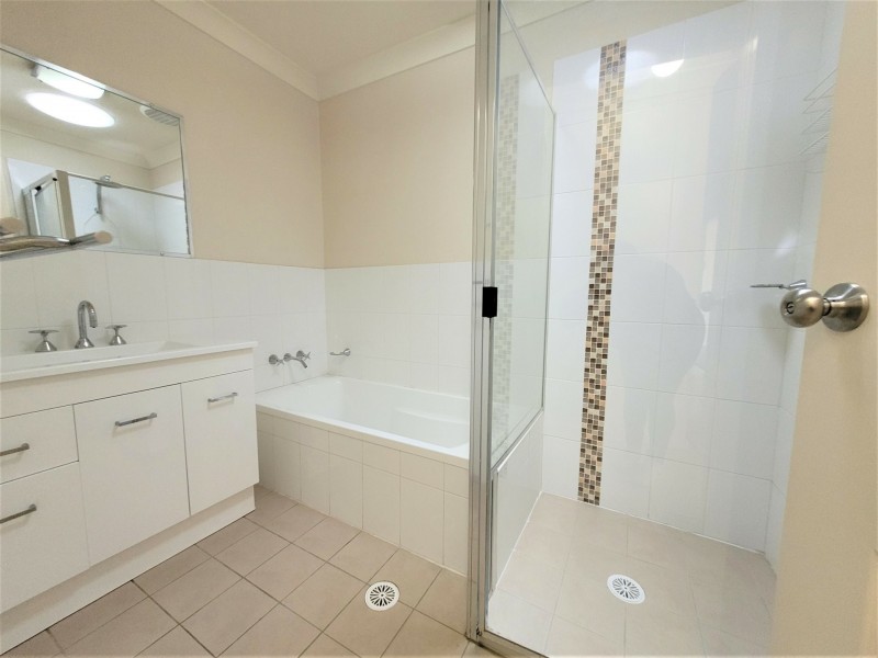 1/168 Gardner Circuit, Singleton NSW 2330