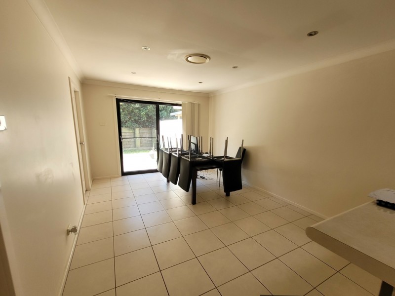 1/168 Gardner Circuit, Singleton NSW 2330
