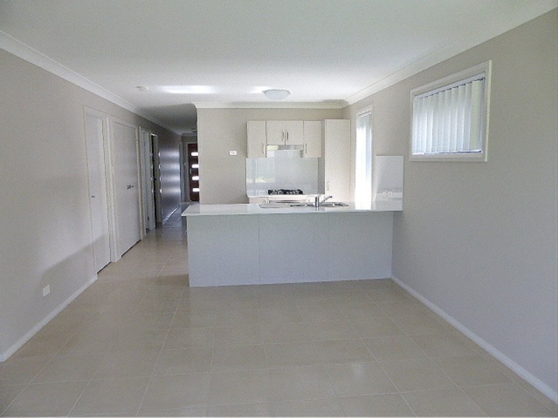 2/15 Lambkin Street, Singleton NSW 2330