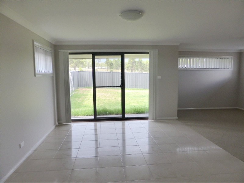 2/15 Lambkin Street, Singleton NSW 2330