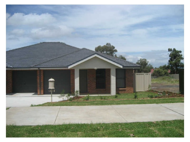 2/54 Wattle Ponds Road, Singleton NSW 2330