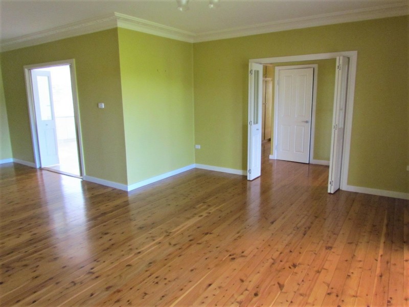 6 Kent Street, Singleton NSW 2330