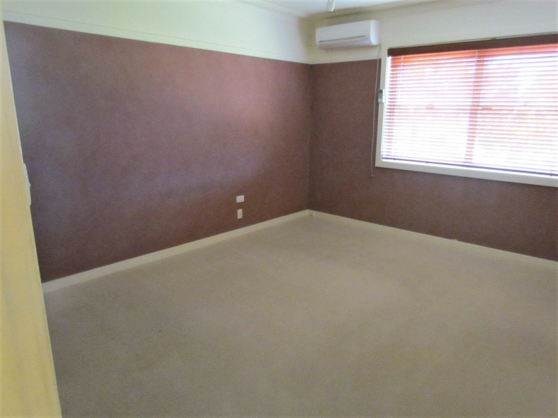 6 Kent Street, Singleton NSW 2330