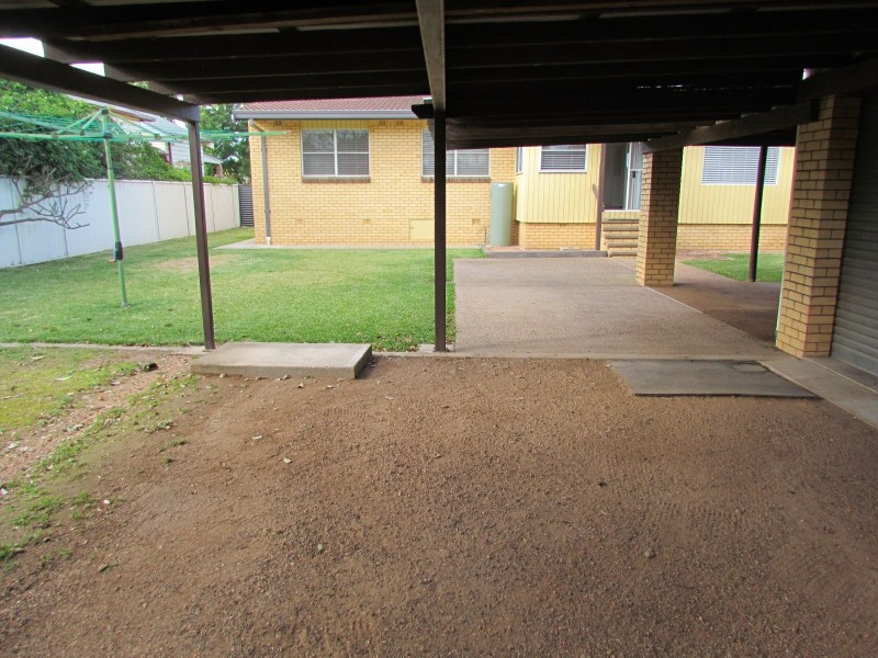 6 Kent Street, Singleton NSW 2330