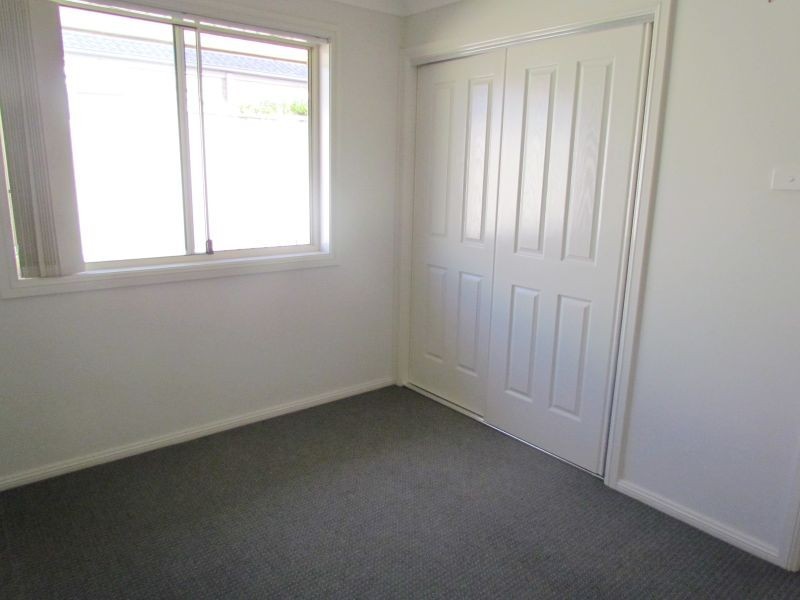 1/2 Rhodes Place, Singleton NSW 2330