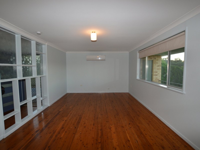 22 Lawson Avenue, Singleton NSW 2330