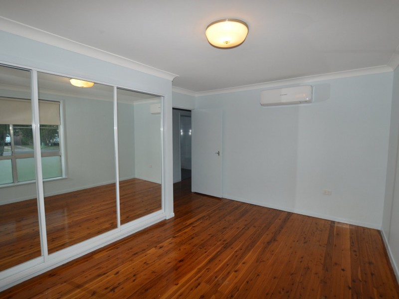 22 Lawson Avenue, Singleton NSW 2330