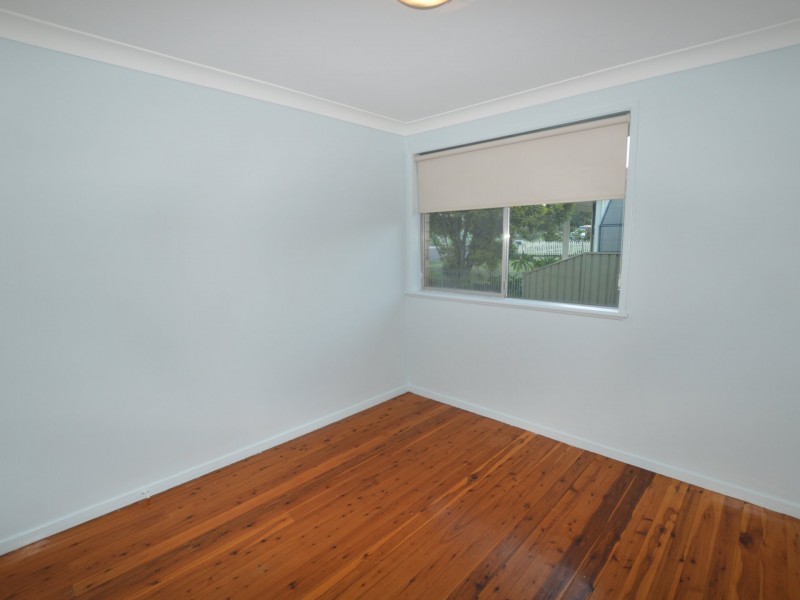 22 Lawson Avenue, Singleton NSW 2330