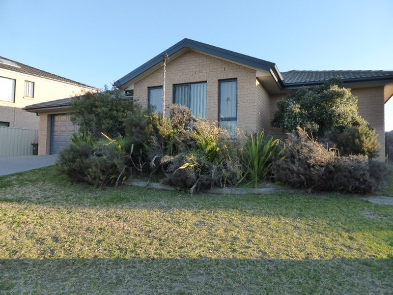 123 Casey Drive, Singleton NSW 2330