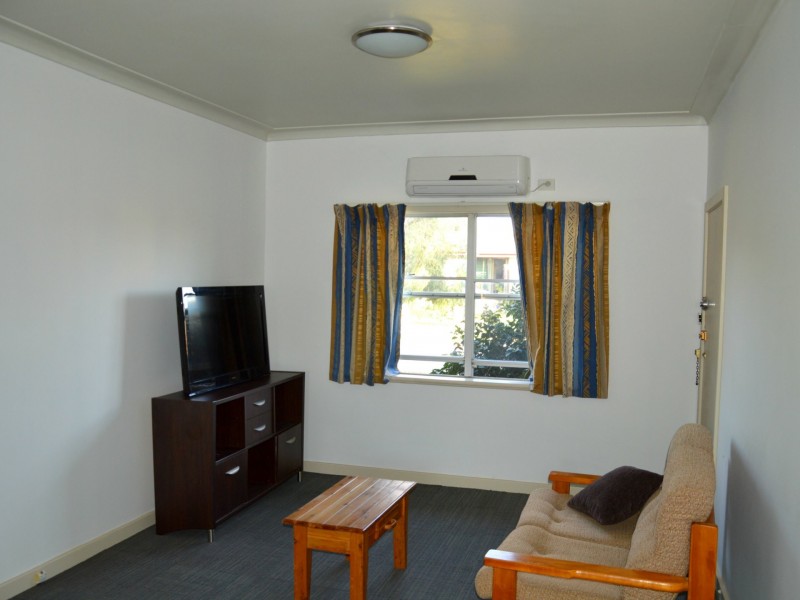 1/10 Dalton Avenue, Singleton NSW 2330