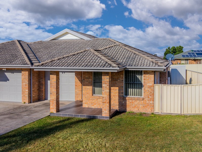 2/26 Pioneer Road, Singleton NSW 2330