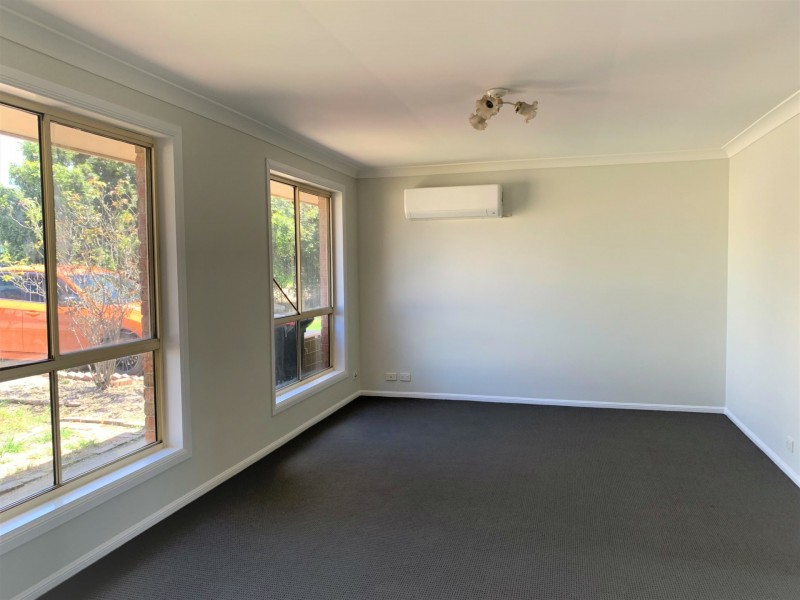 9 Allen Court, Singleton NSW 2330