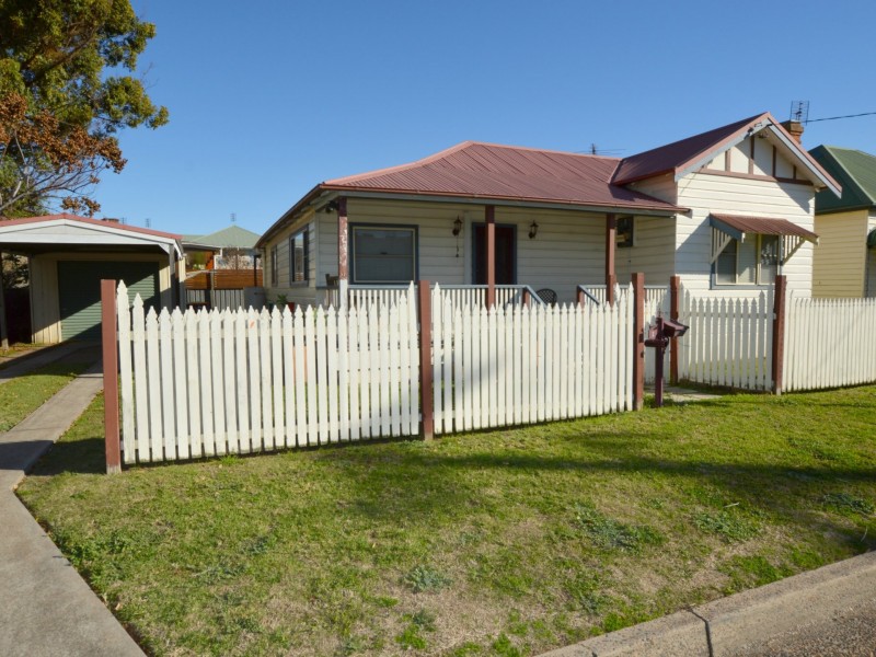 9 Church Street, Singleton NSW 2330