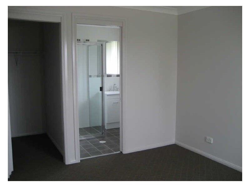 2/40 Pioneer Road, Singleton NSW 2330