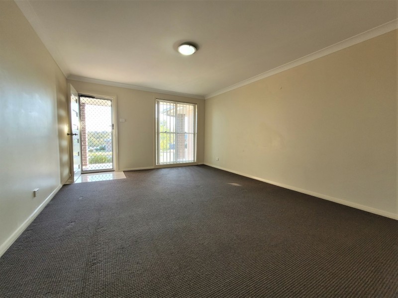 2/139 McMahon Way, Singleton NSW 2330