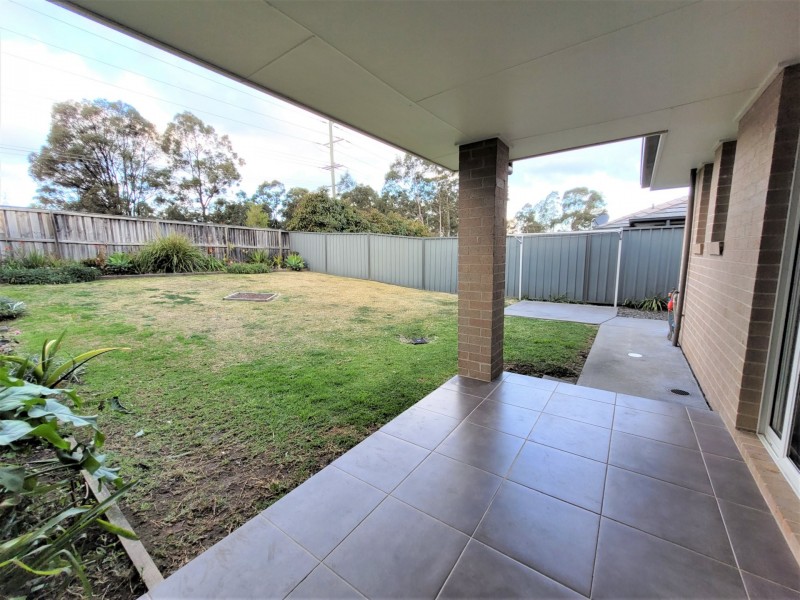 2/139 McMahon Way, Singleton NSW 2330