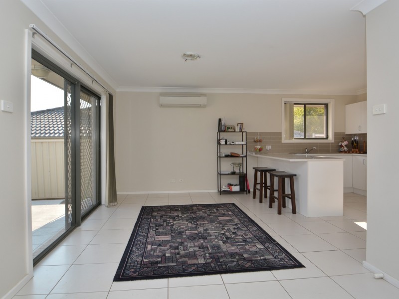 1/159 Gardner Circuit, Singleton NSW 2330